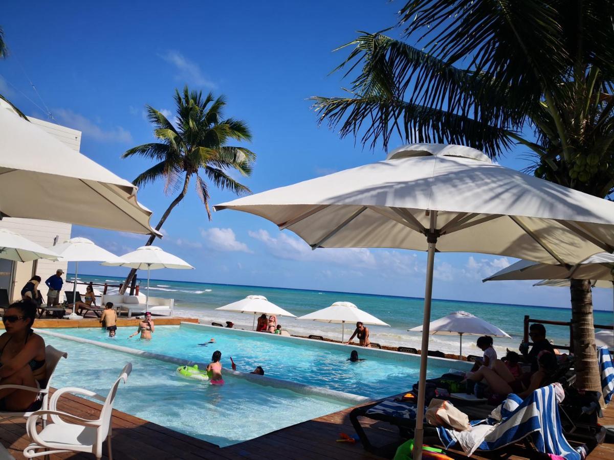 Beachside Corasol El Amanecer De Frida Para 2 Personas 普拉亚卡门 外观 照片